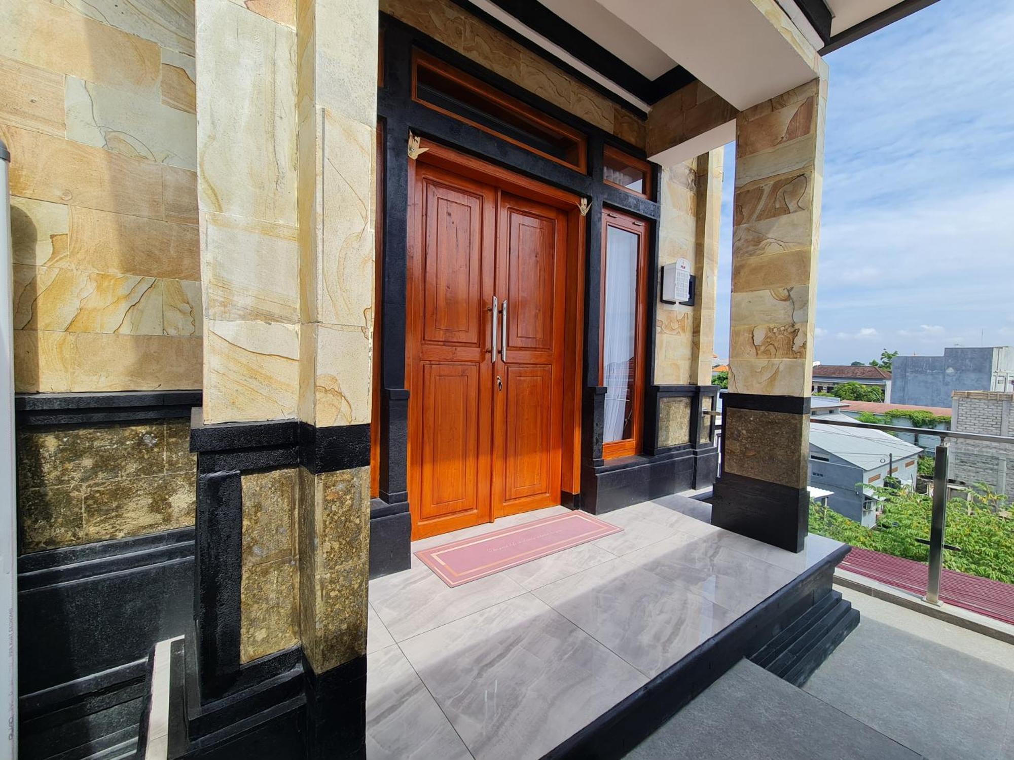 Shin In Bali Hotel Kuta Lombok Exterior foto